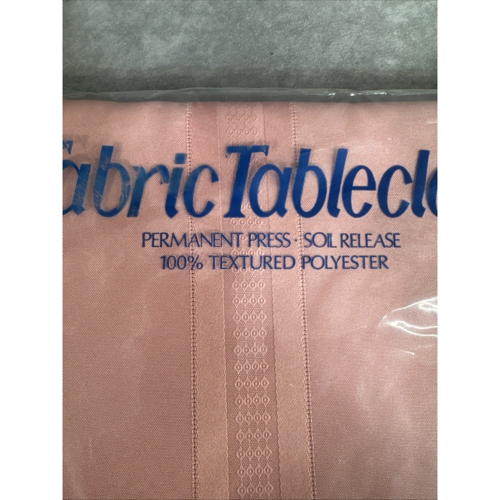 satin striped fabric tablecloth Scotchgard stain Resistant pink 60x84 Oval - Picture 4 of 6